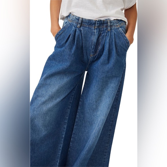 We The Free | Equinox Jeans - Picture 1 of 5